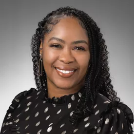 Headshot of Qiana Hinton